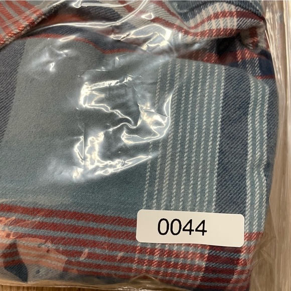 Rip Curl Button Up Shirt Womens Size M Blue Checked Long Sleeve Collared Pocket - Picture 16 of 16